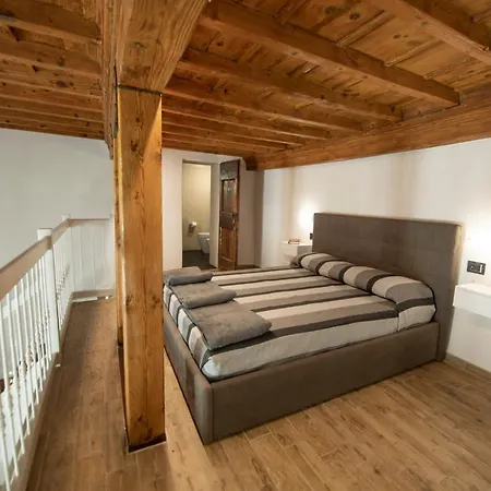 Sunrise Apartment By Mamo Florence-3