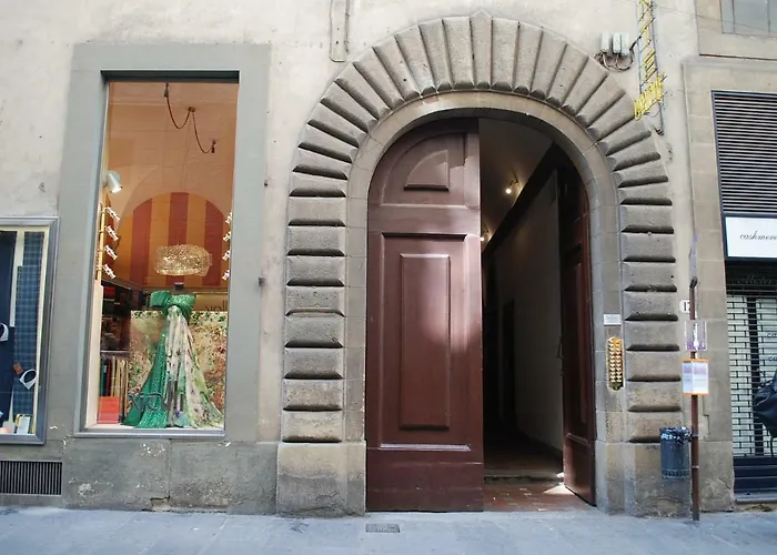 Berardi Palace - Vigna Nuova Loft